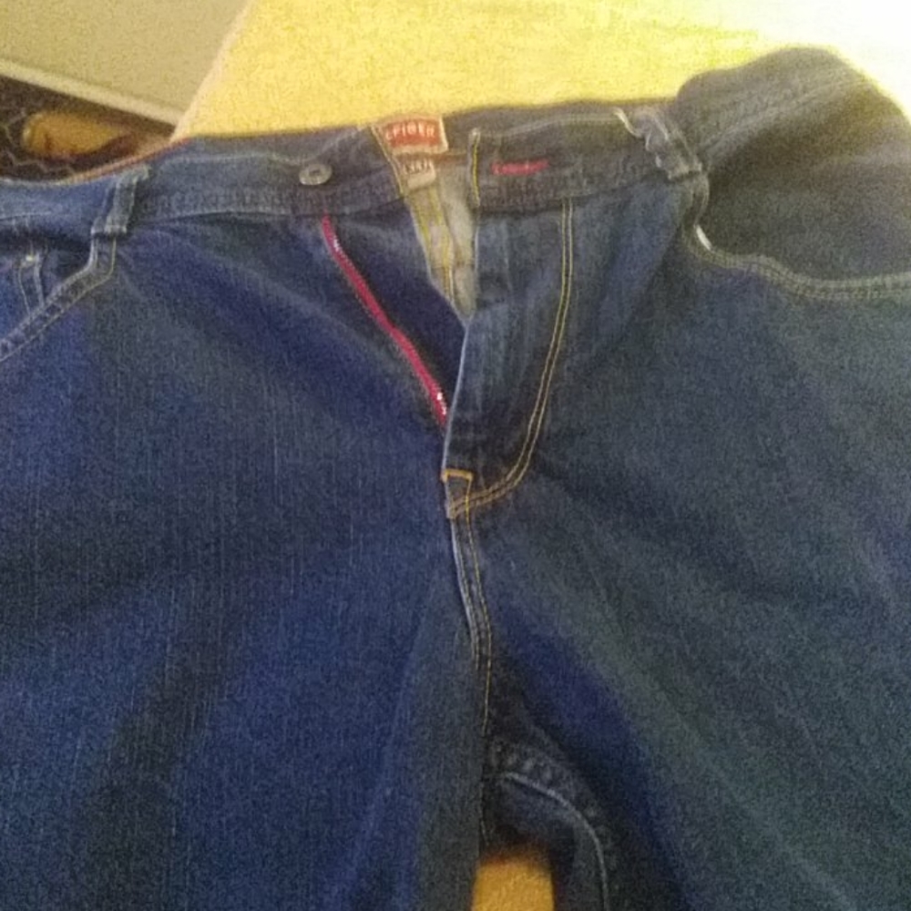 Tommy Hilfiger mens shorts - Picture 4 of 9